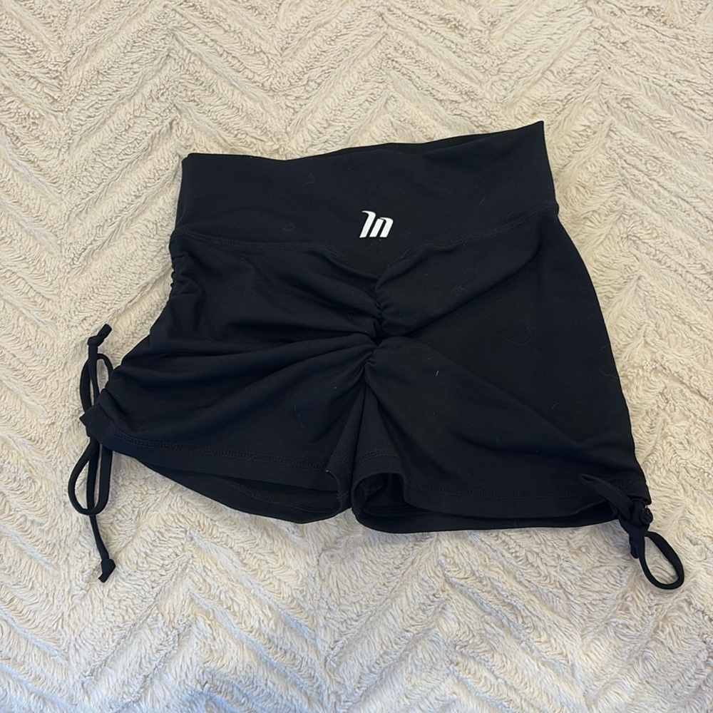 NWOT Muscle Nation scrunch tie up shorts